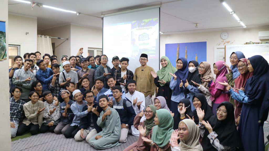 Seminar Peradaban Islam: Sejarah Sebagai Dokumentasi Terhadap Kebijakan-Kebijakan di Masa Kini dan yang Akan Datang